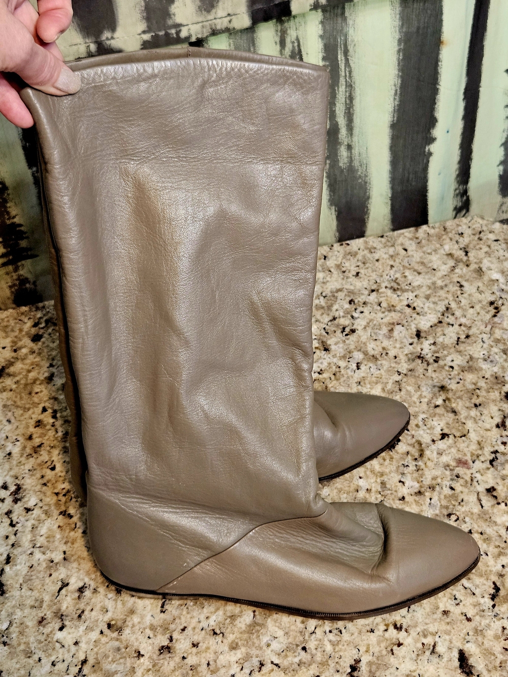 Vintage Early 1980s Women's Knee-High Leather Pirate Boots in Taupe 8.5